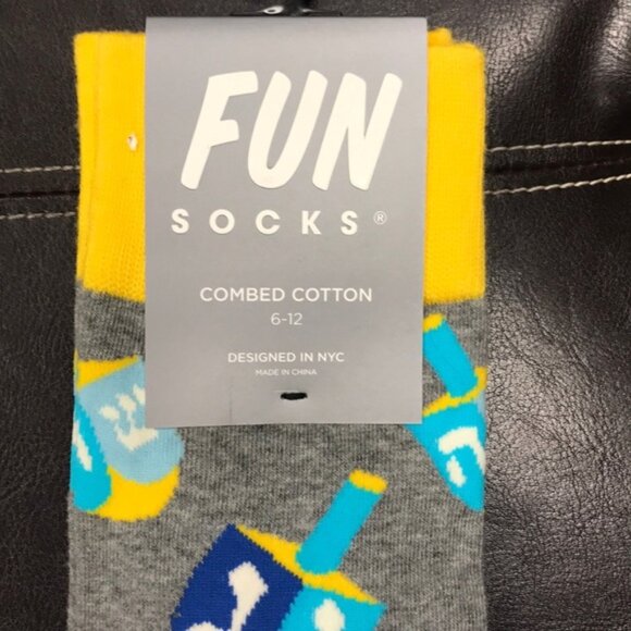 FUN SOCKS Men's Dreidel Socks - Picture 3 of 5